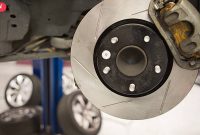 Simak! Ini Penyebab Rem Mobil Kamu Bermasalah - Garasi.id Gejala Masalah Pada Sistem Rem Mobil